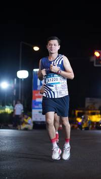 BIB: 41220, 4735
                            <button type="button" onclick="openModal(23090744)" class="btn btn-primary btn-sm float-right btn-popup" data-toggle="modal" data-target=".modal-high-quality">
                        <i class="fas fa-shopping-cart"></i> Add to Cart
                    </button>
                                            <button type="button" onclick="isThisMe(23090744, true)" class="btn btn-success btn-sm float-right btn-popup btn-isme hidden" data-toggle="tooltip" data-placement="bottom" title="นี่คือรูปของคุณใช่ไหม คลิกที่นี่เพื่อเอาเข้าอัลบั้ม">
                        <i class="fas fa-plus"></i> Add to album
                    </button>
                    <button type="button" onclick="isThisMe(23090744, false)" class="btn btn-warning btn-sm float-right btn-popup btn-isnotme hidden">
                        <i class="fas fa-ban"></i> Remove from album
                    </button>